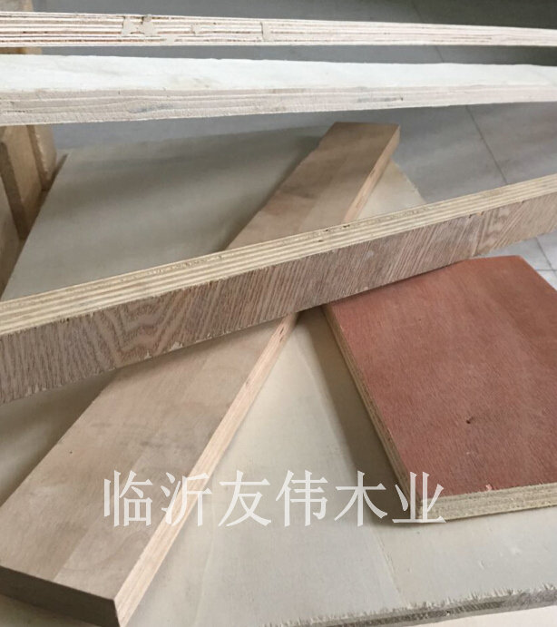 異型包裝板對機電產品的固定