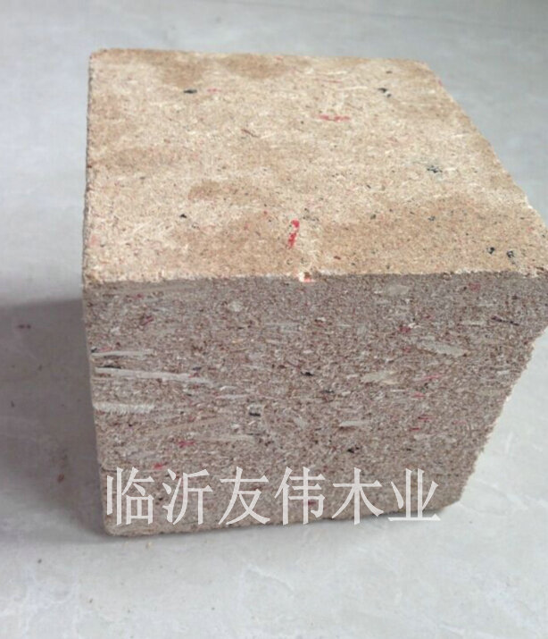 刨花木墩的密度多大，受什么影響？